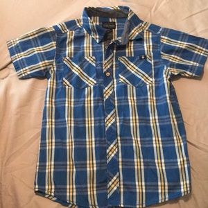 Plaid short sleeve shirt